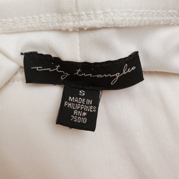 Beautiful Junior's dress - Picture 4 of 5